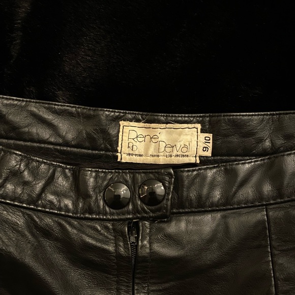 Black leather mini skirt - Picture 10 of 10